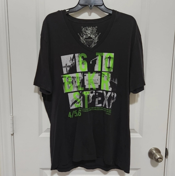 Express Mens XXL V-neck Bleeker Street Black Graphic Tee Short Sleeve - Picture 1 of 5